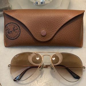 Ray Ban Aviators w/ case